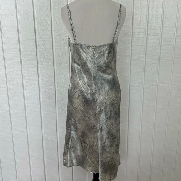 Forever 21 Women Sleeveless Slip Dress Party Holiday Cocktail Silver Size Small - Picture 7 of 8